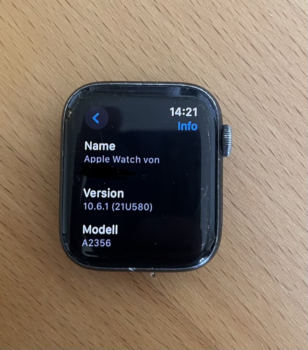 Apple Smartwatch: Apple Watch SE mit GPS + Cellular – Usato da Bürglen TG venduto da Ghost84 4