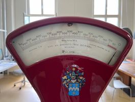 Berkel Waage - in klassischem Berkel rot - voll restauriert