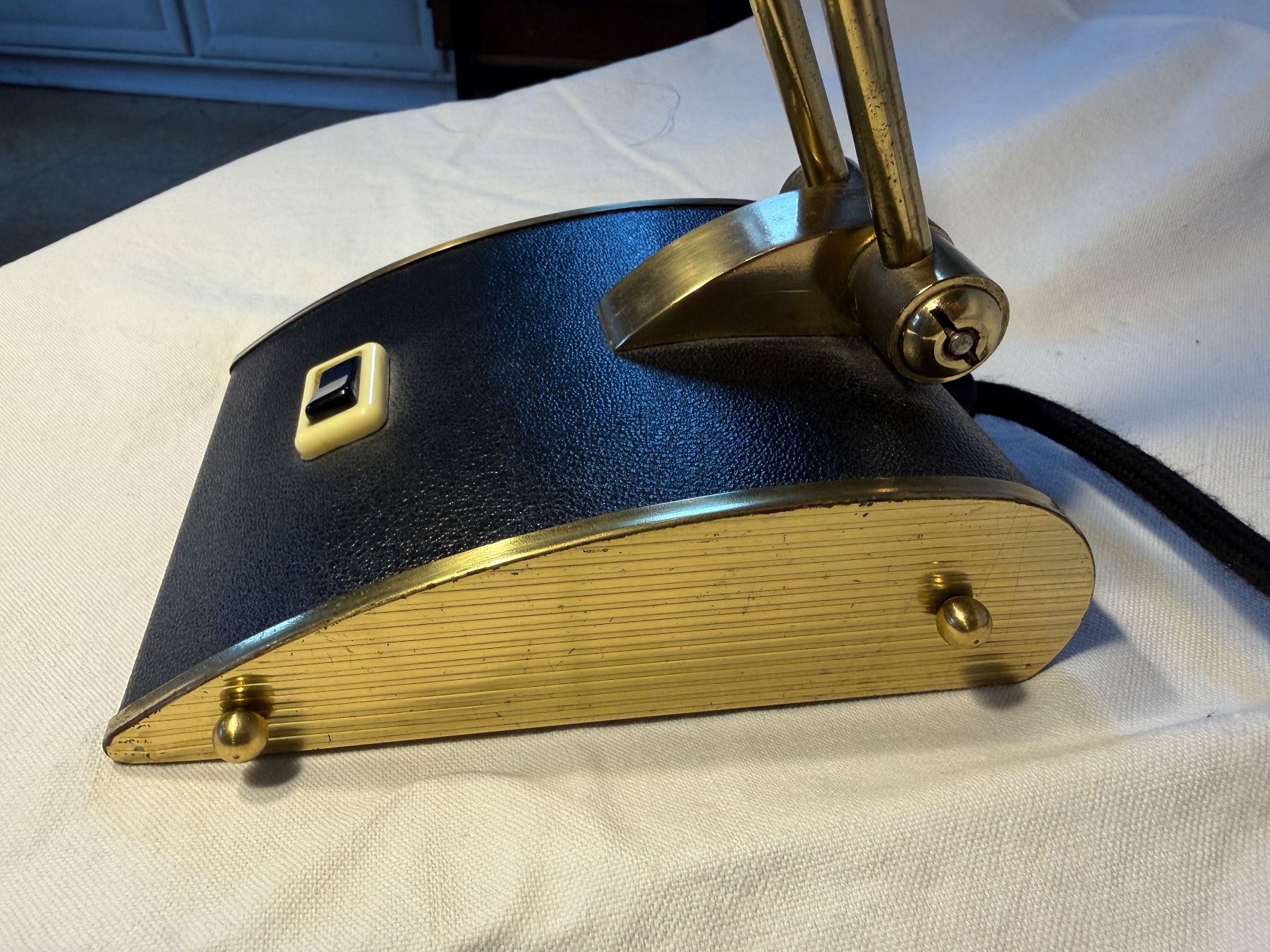 Lampade: Eileen Gray Tischlampe – Usato da Unterstammheim venduto da Hawesta 3