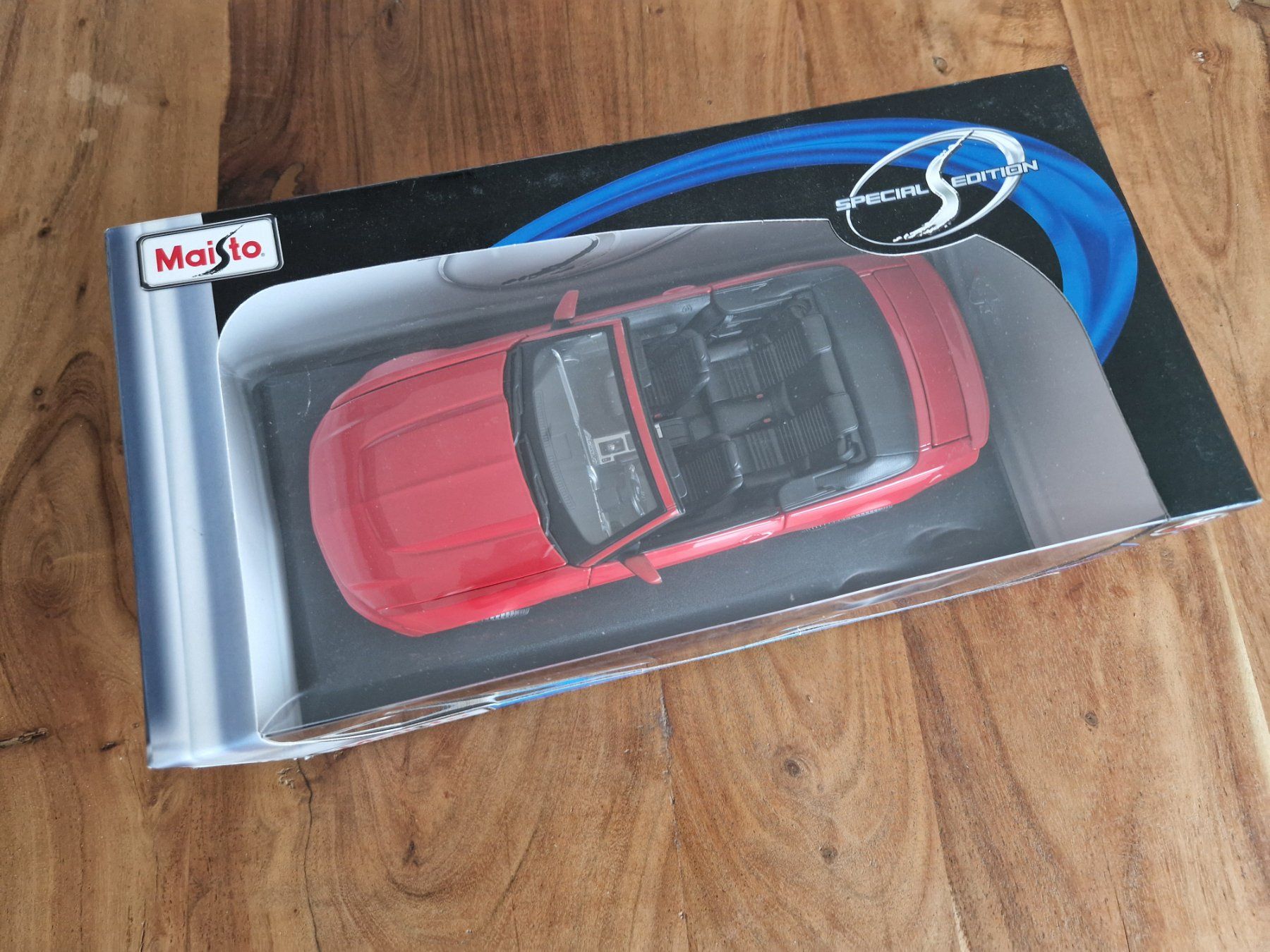Maisto Modellini d'auto: Ford Mustang 2010  -  Modell 1:18 – Usato da Zwillikon venduto da Reweto 8