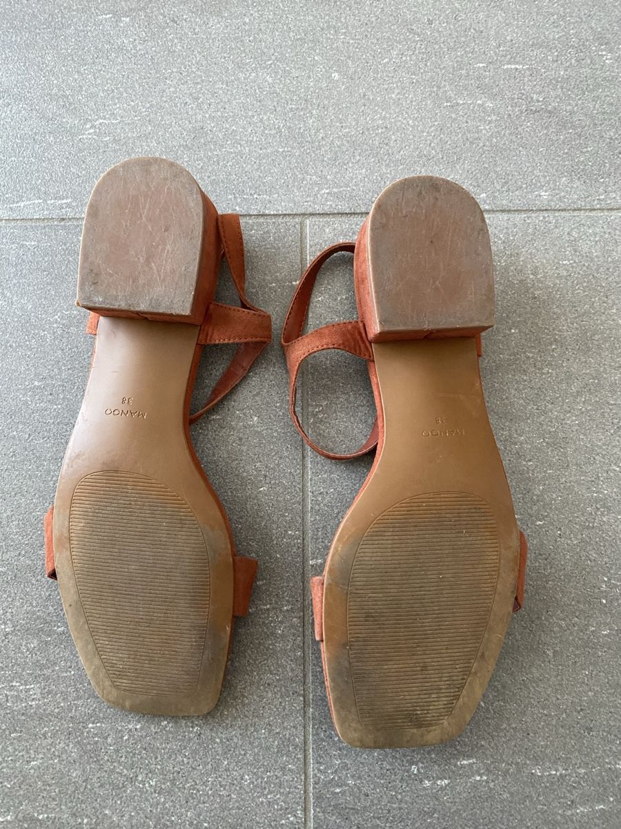 Mango Scarpe da donna: MANGO SANDALEN GRÖSSE 38 – Usato da Malters venduto da Kuettel1 2