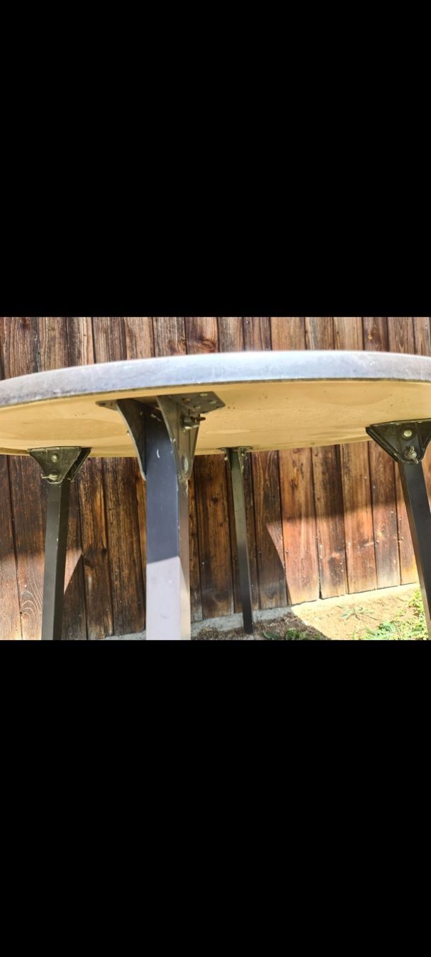 Tables: Tisch rund – D'occasion à Niederlenz par DaveDasWahnsinn 3