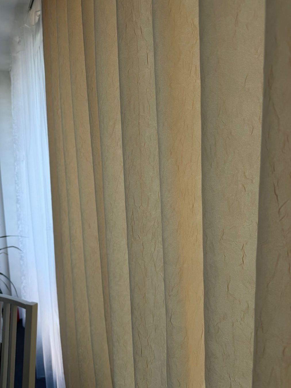 Rideaux: Vorhang beige mit Wellenband – D'occasion à Worblaufen par hom_kww8 2