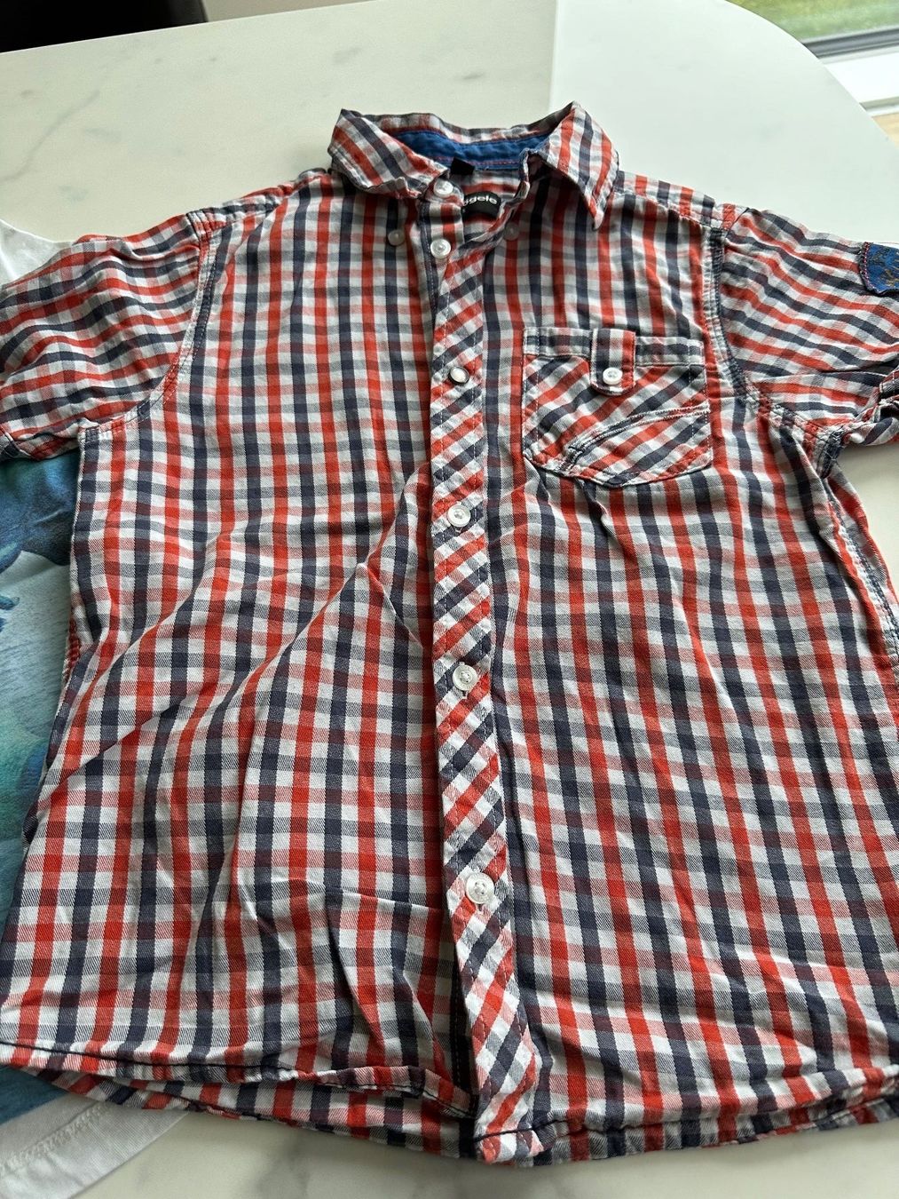 Camicie, T-shirt & Polo: 2 T-shirts 1 Hemd - Set / Grösse 122 – Usato da Lausen venduto da Swissart123 2