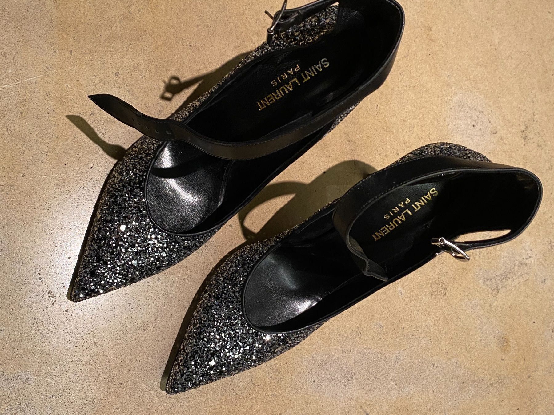 Saint Laurent Scarpe da donna: Yves saint Lauren Pumps – Usato da Zollikon venduto da ValeL