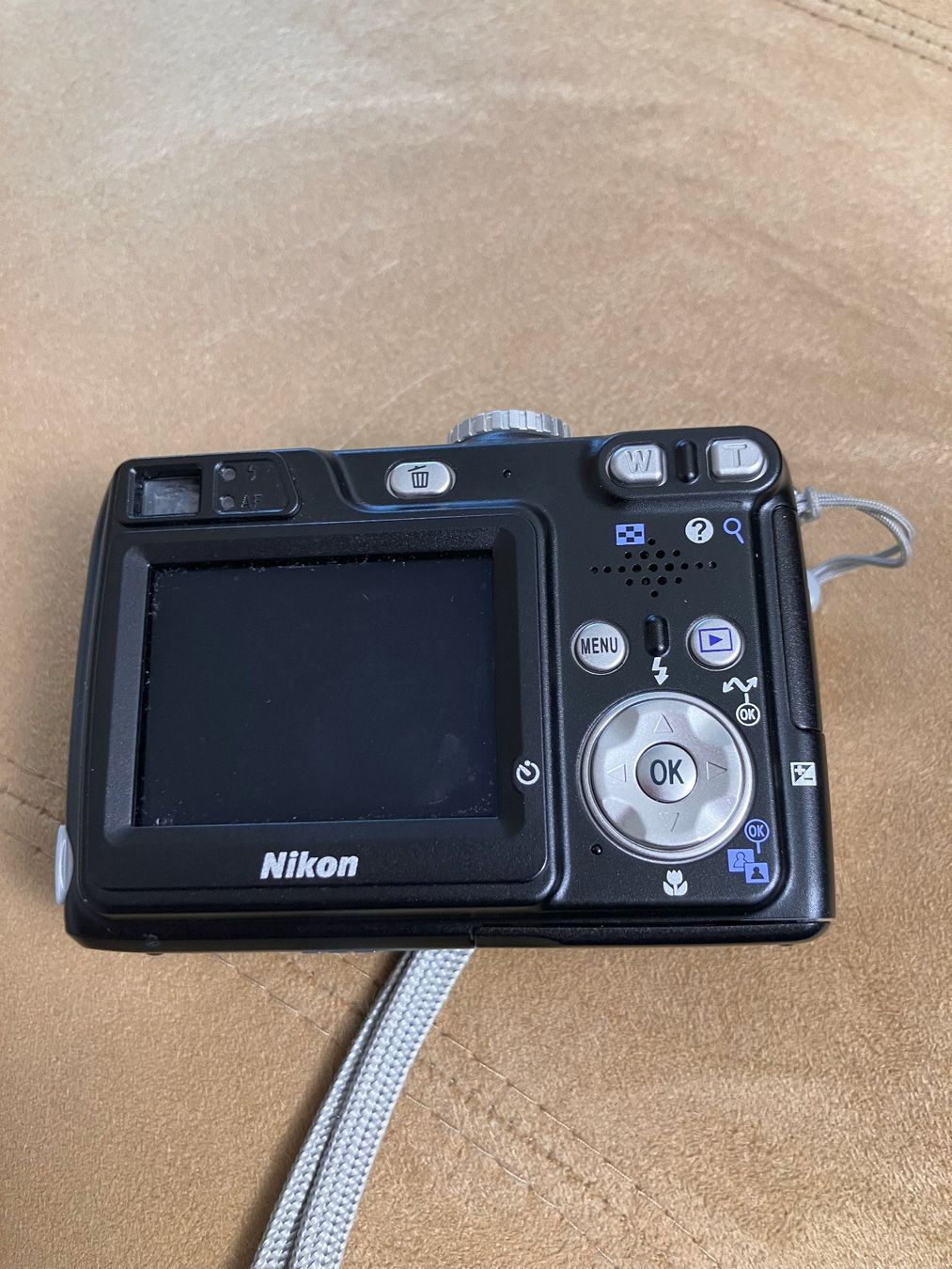 Nikon Kamera: Nikon Coolpix 7900 Digitalkamera – Gebraucht aus Hedingen von Birchermueesli 2
