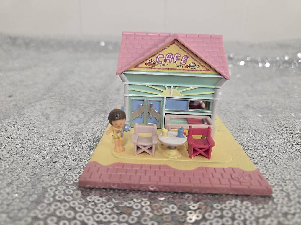 Polly Pocket Carillon: Polly Pocket Beach Cafe 1993 – Usato da Uznach venduto da ssmiy