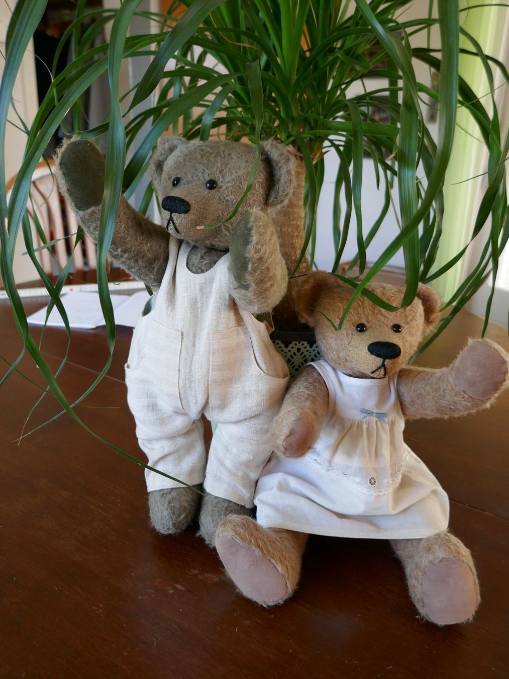 Spielzeuge: Teddy URSIN, aus Naturmaterialien...... – Gebraucht aus Hirschthal von Ruwallkimoos199 7