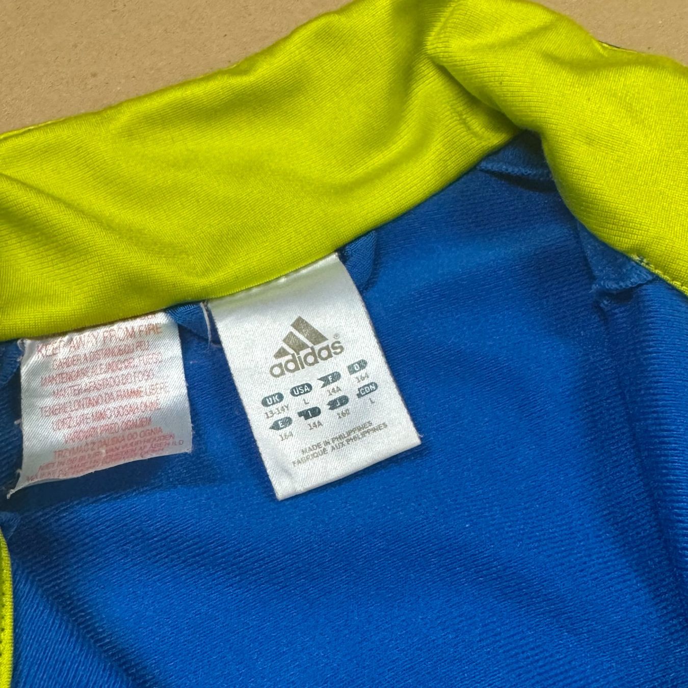 Adidas Giacche: Adidas training vintage blue track jacket 90s trainings jack – Usato da St. Gallen venduto da sourced_limited 3