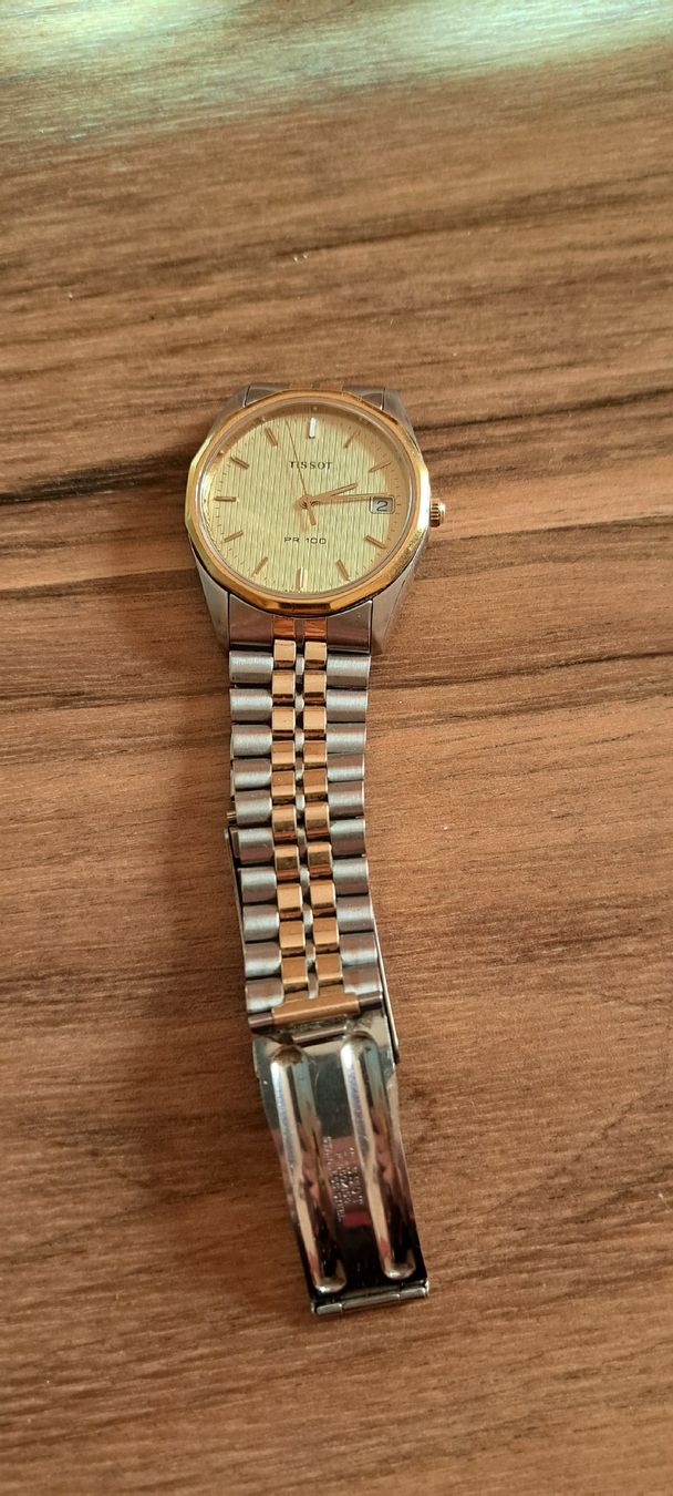 Tissot Uhren: Herrenuhr Tissot PR 100 Quartz – Gebraucht aus Ennetbaden von Rosen1 1
