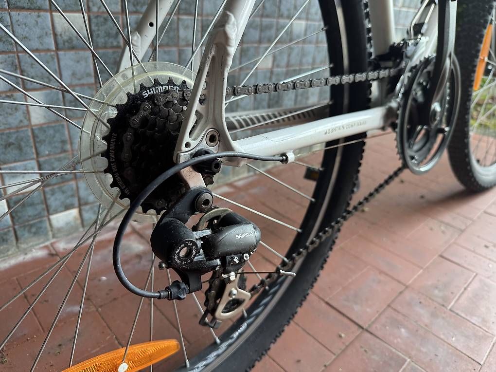 Velos: Mountainbike 21 Gänge – Gebraucht aus Küssnacht am Rigi von Sati12 2