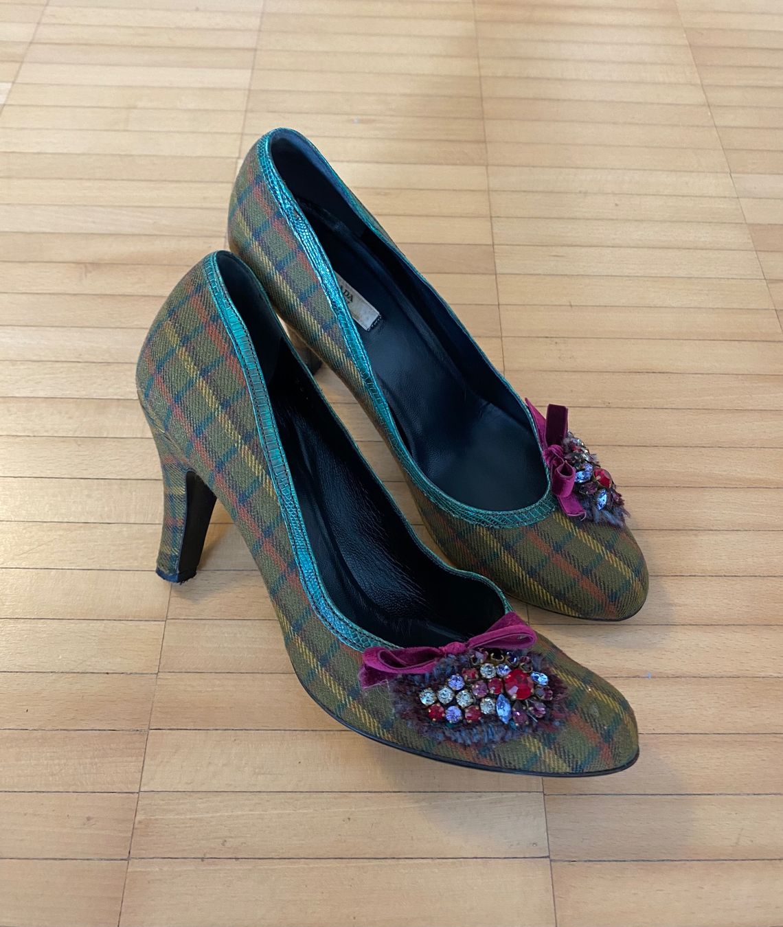 Prada Scarpe da donna: Prada Pumps Damen Gr. 38 - NP 950 CHF – Usato da Frauenfeld venduto da LIL_NA