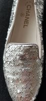 Mocassin Chanel sequins argenté en très bon état