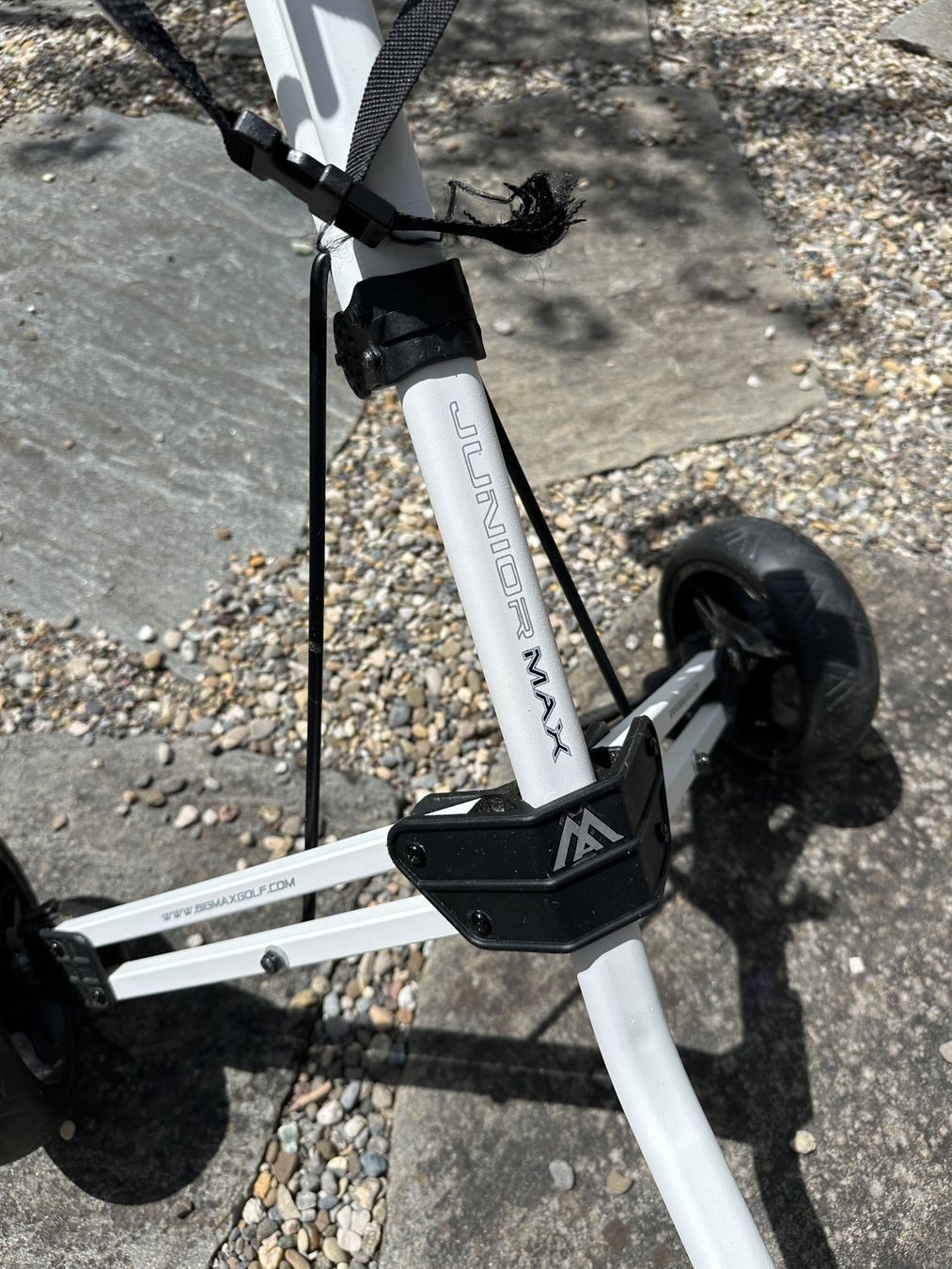 Big Max Trolley: Big Max Junior Max Golftrolley 3-Rad, klappbar – Usato da Dachsen venduto da jan_5msw 1