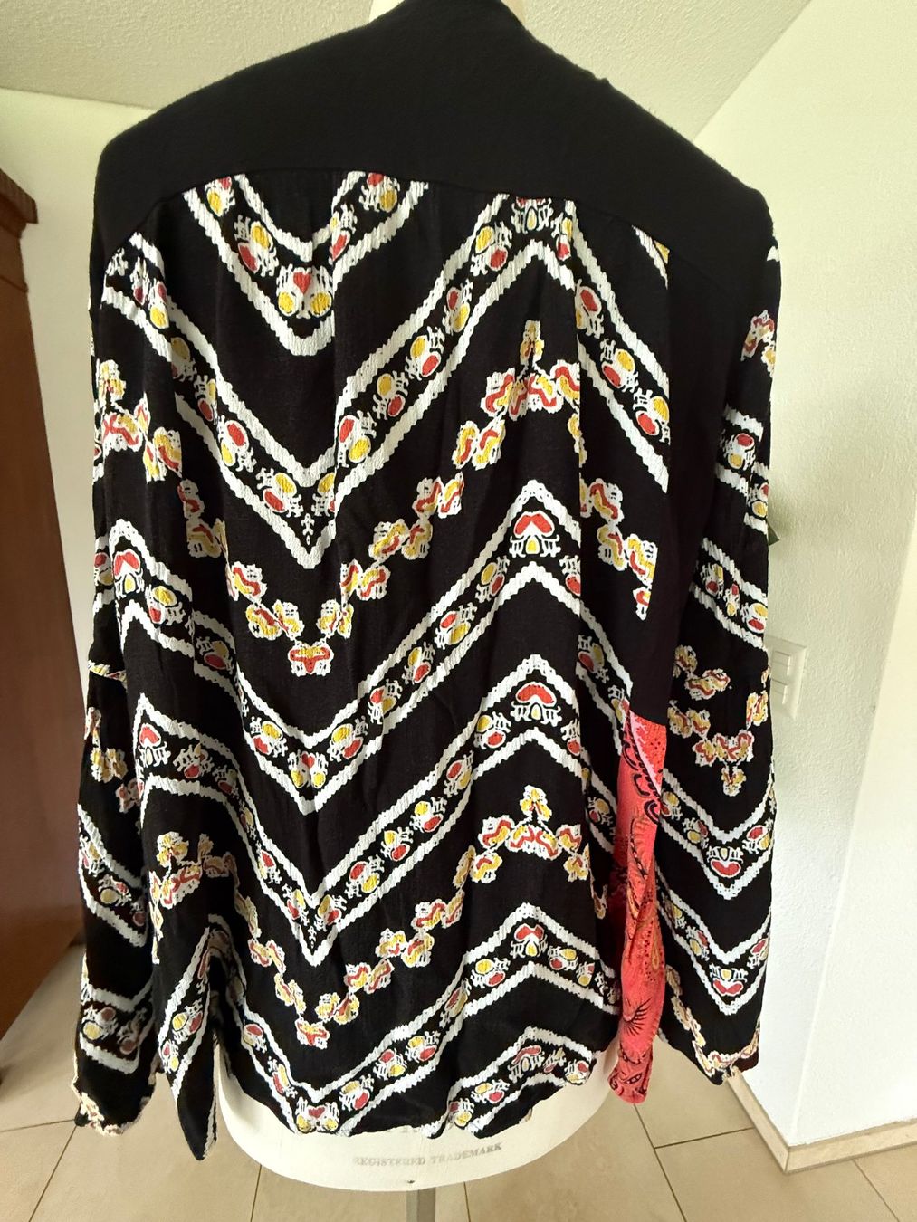 Desigual Camicette: Desigual Bluse Grösse L Viskose – Usato da Kirchdorf AG venduto da coco123 7