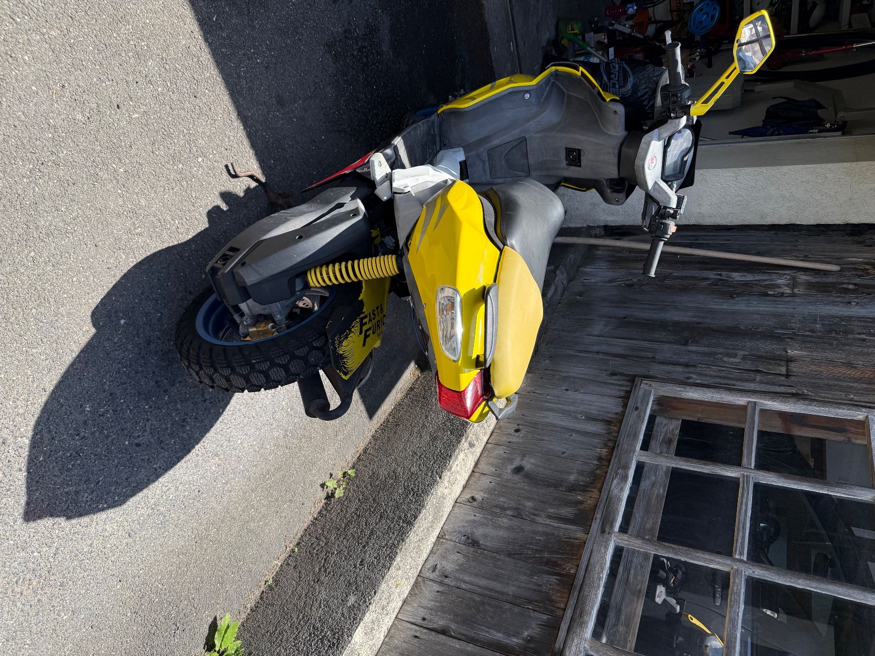Aprilia Scooter: Aprilia sr 50 – Difettoso da Zweisimmen venduto da fjts 3