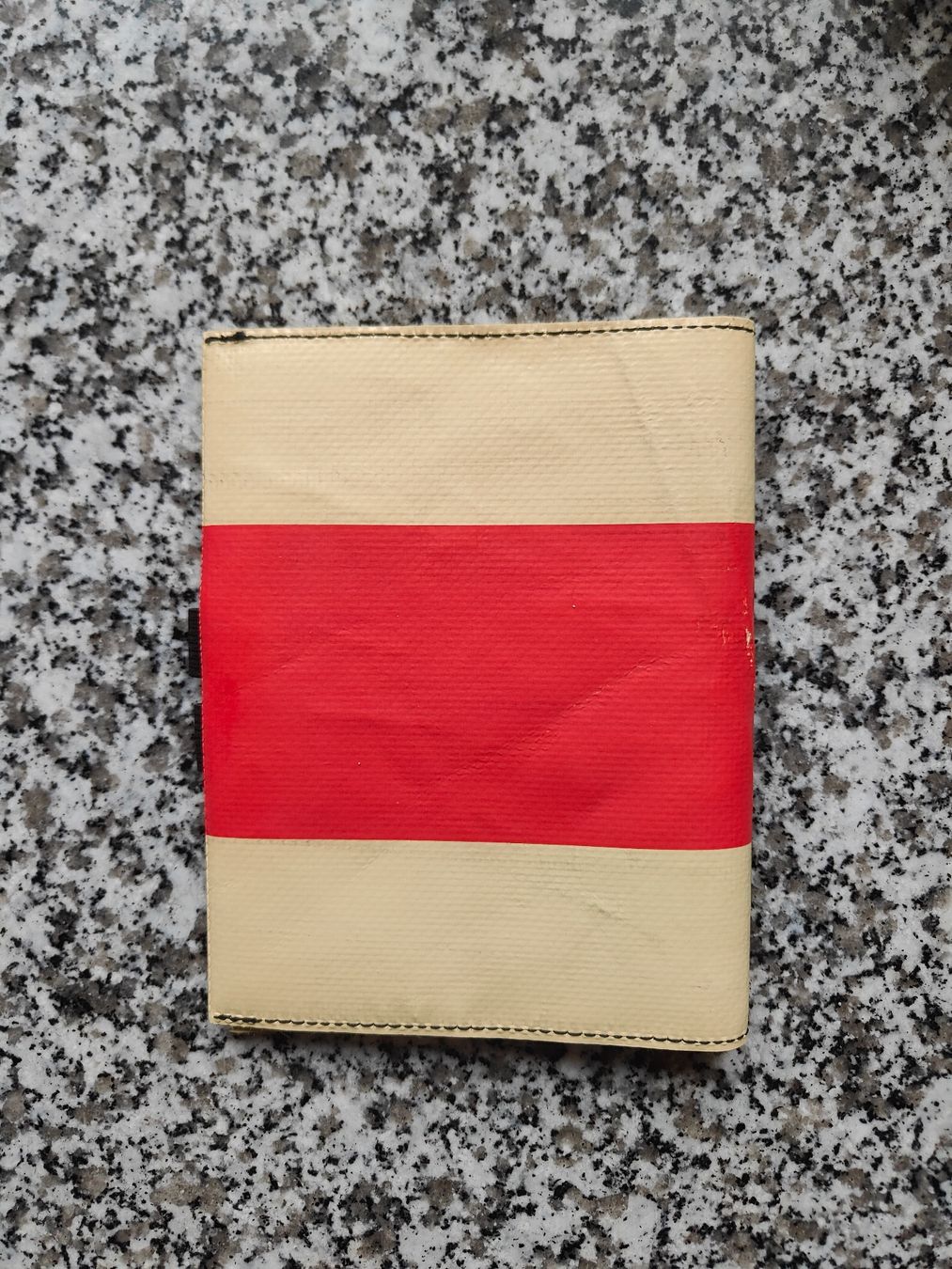 Sonstige Kleidung & Accessoires: Freitag-Agendahülle F26 – Gebraucht aus Winterthur von 1rainbow54