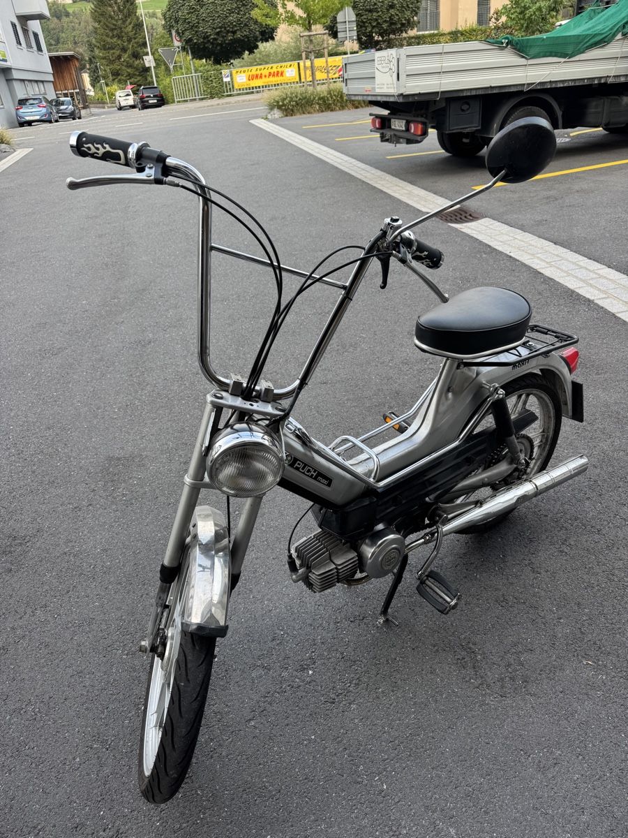 Puch Ciclomotori: Mofa Puch Maxi S silber mit Ausweis – Usato da Schänis venduto da Sausen 3