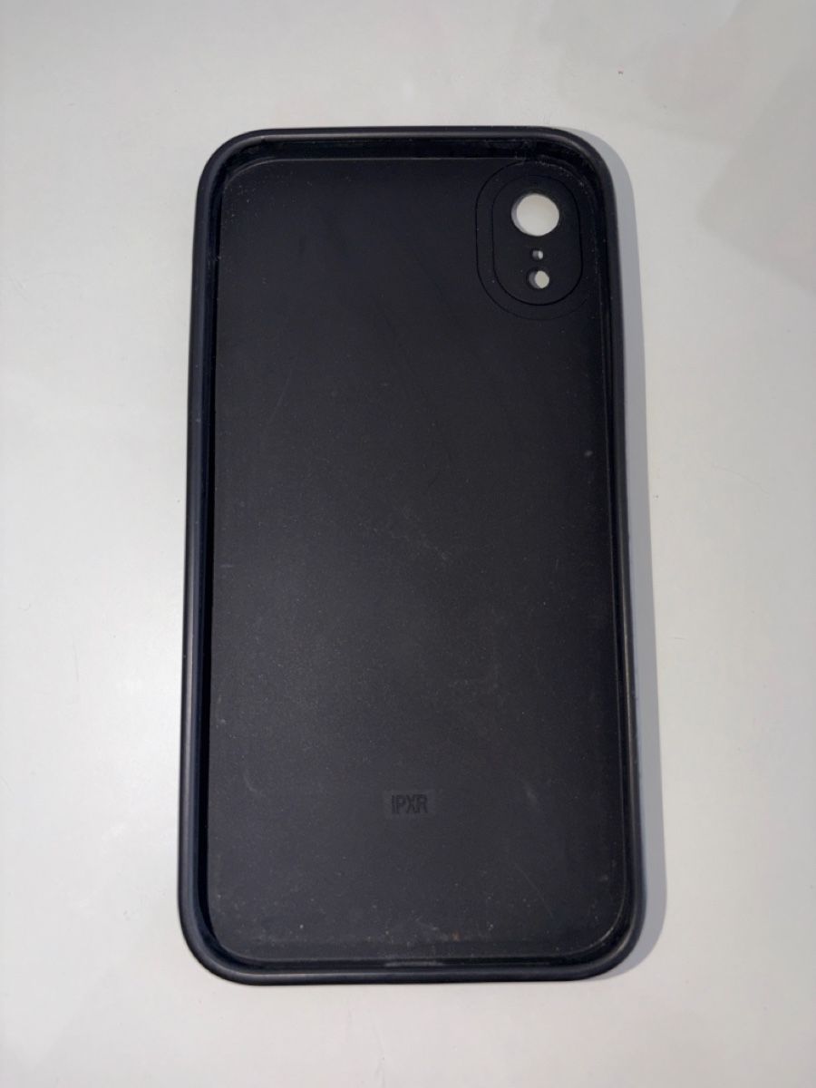 Cover & Protezioni schermo: Iphone XR Hülle – Usato da Basel venduto da SaraaaS060201 1