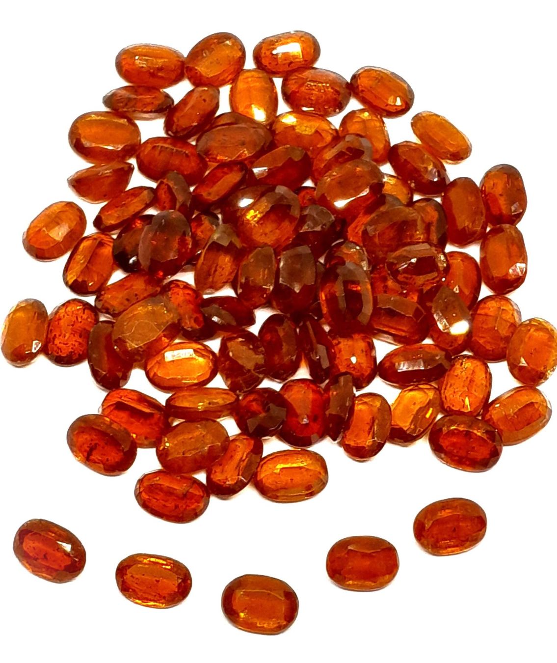 Pietre preziose: 2x Kyanites orange 9x7 mm - Valeur 100.- Fr – Nuovo (secondo la descrizione) da Grimisuat venduto da Valgem 5