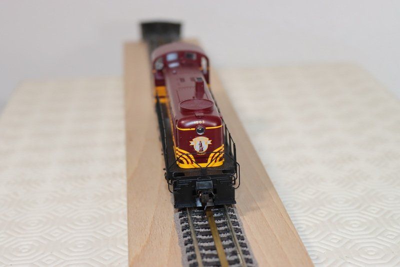 Modellini di ferrovie: Proto US Lok ( 572 ) – Usato da Kerzers venduto da Winu64 2