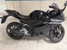 Yamaha YZF R125