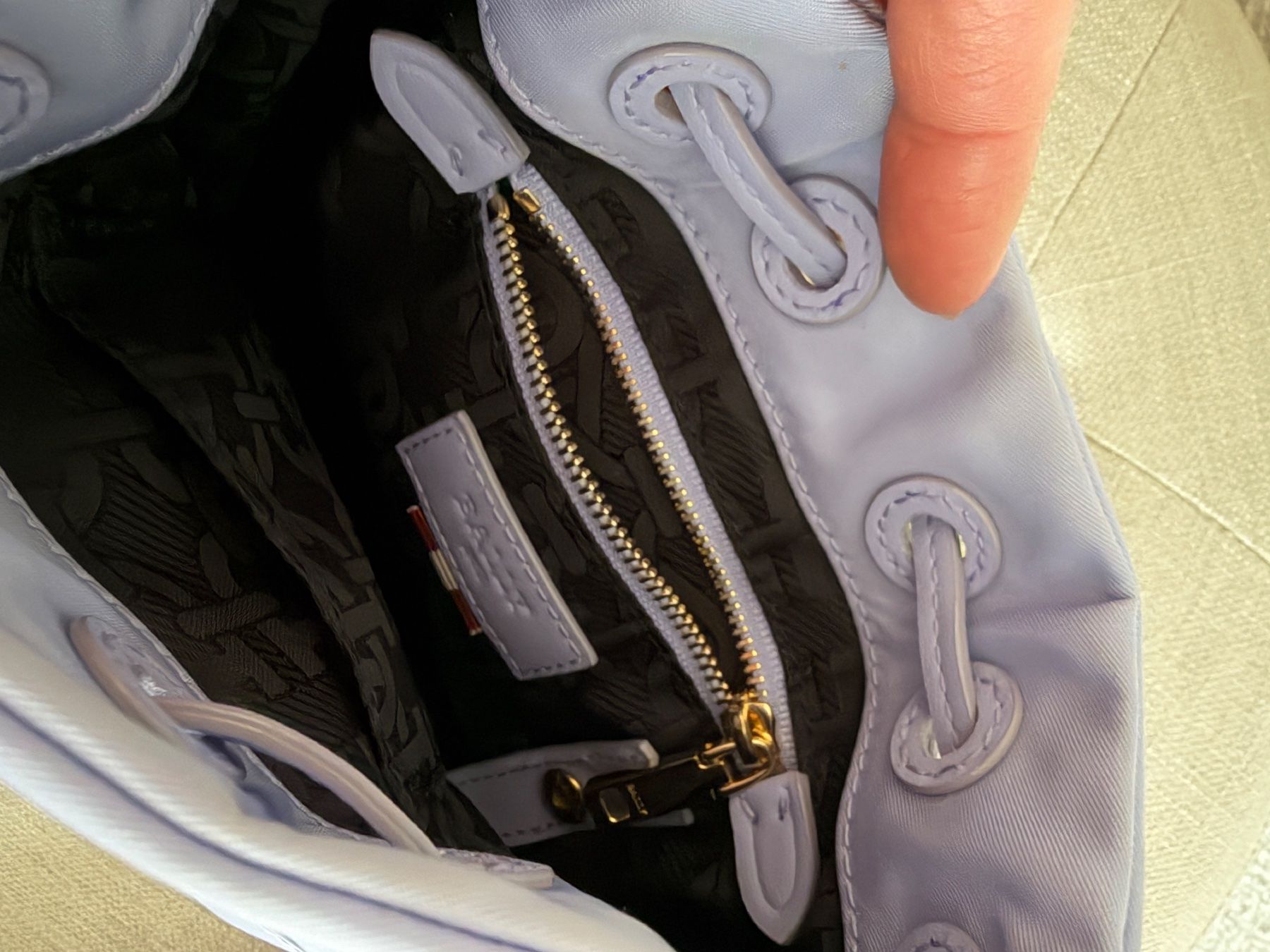 Bally Sacs femmes: Bally Beuteltasche – D'occasion à Wädenswil par Alice_style 5