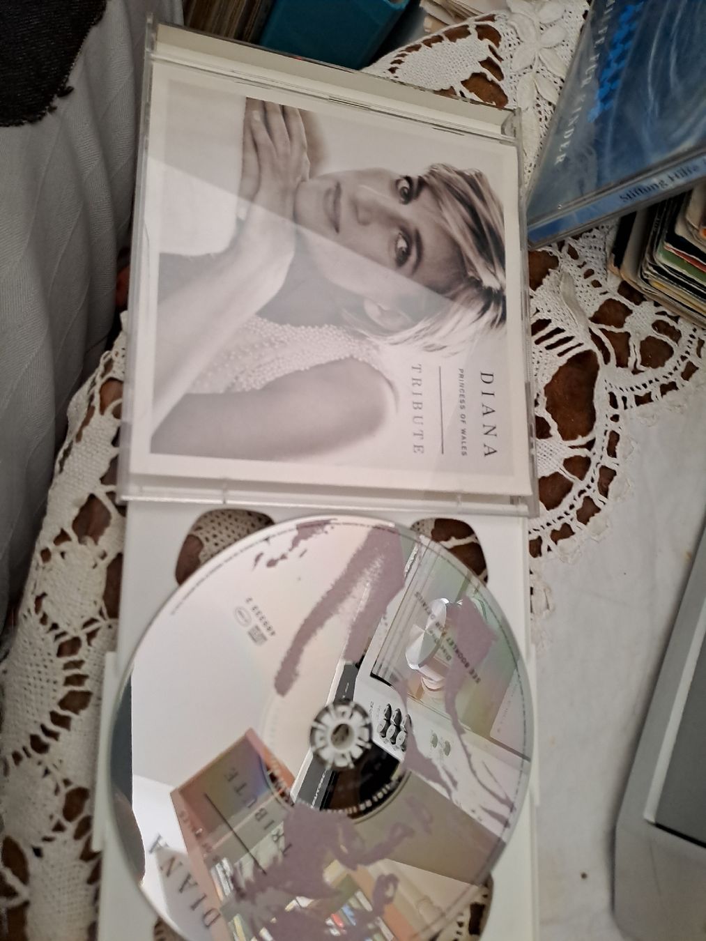 CD: CD  Diana Tribute – Usato da Zürich venduto da Schoebi19 1