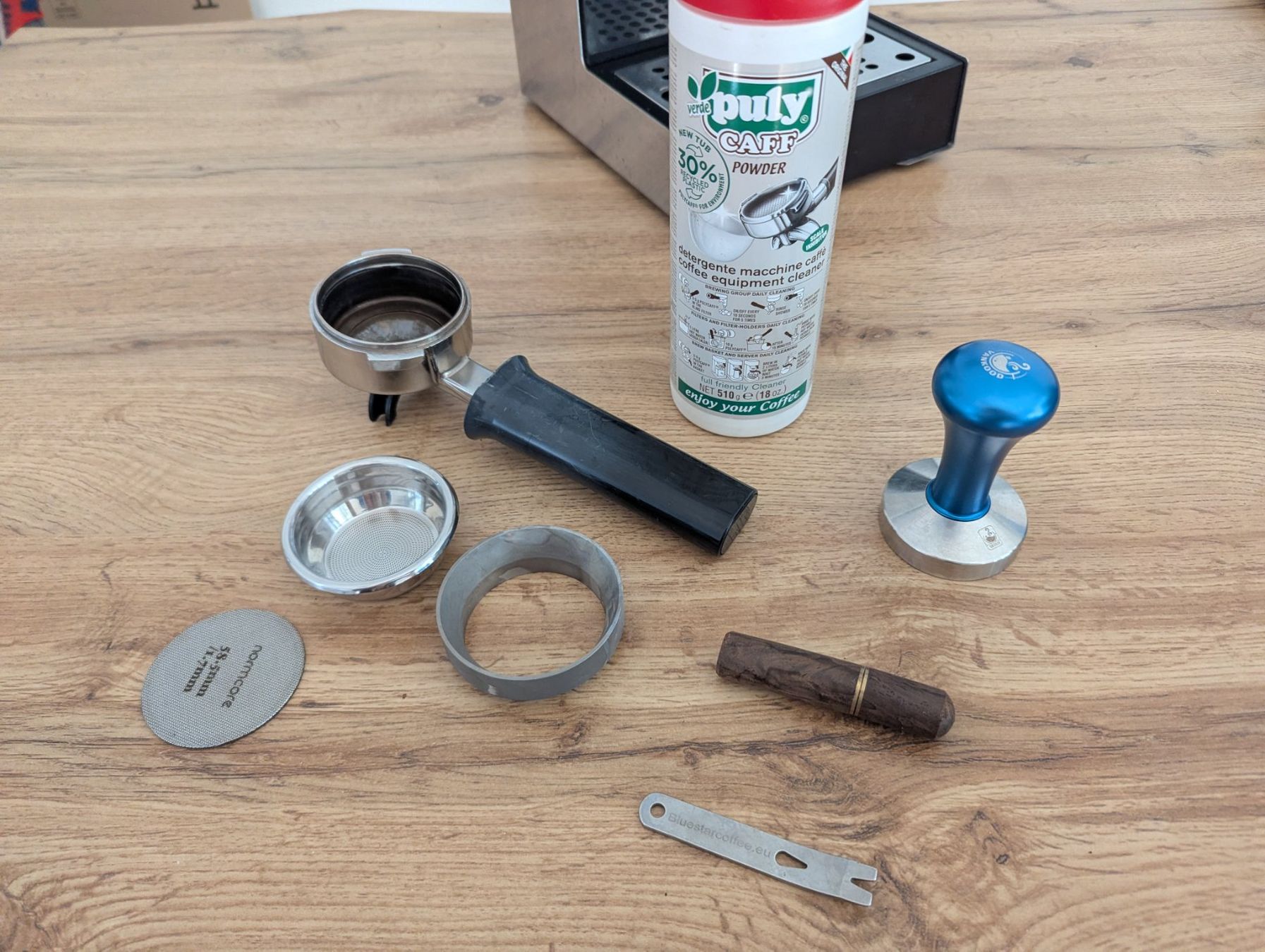 Gaggia Kaffeemaschinen & Espressomaschinen: Gaggia Classic Espressomaschine Gebraucht + Zubehör – Gebraucht aus Zürich von art_5xd6 5