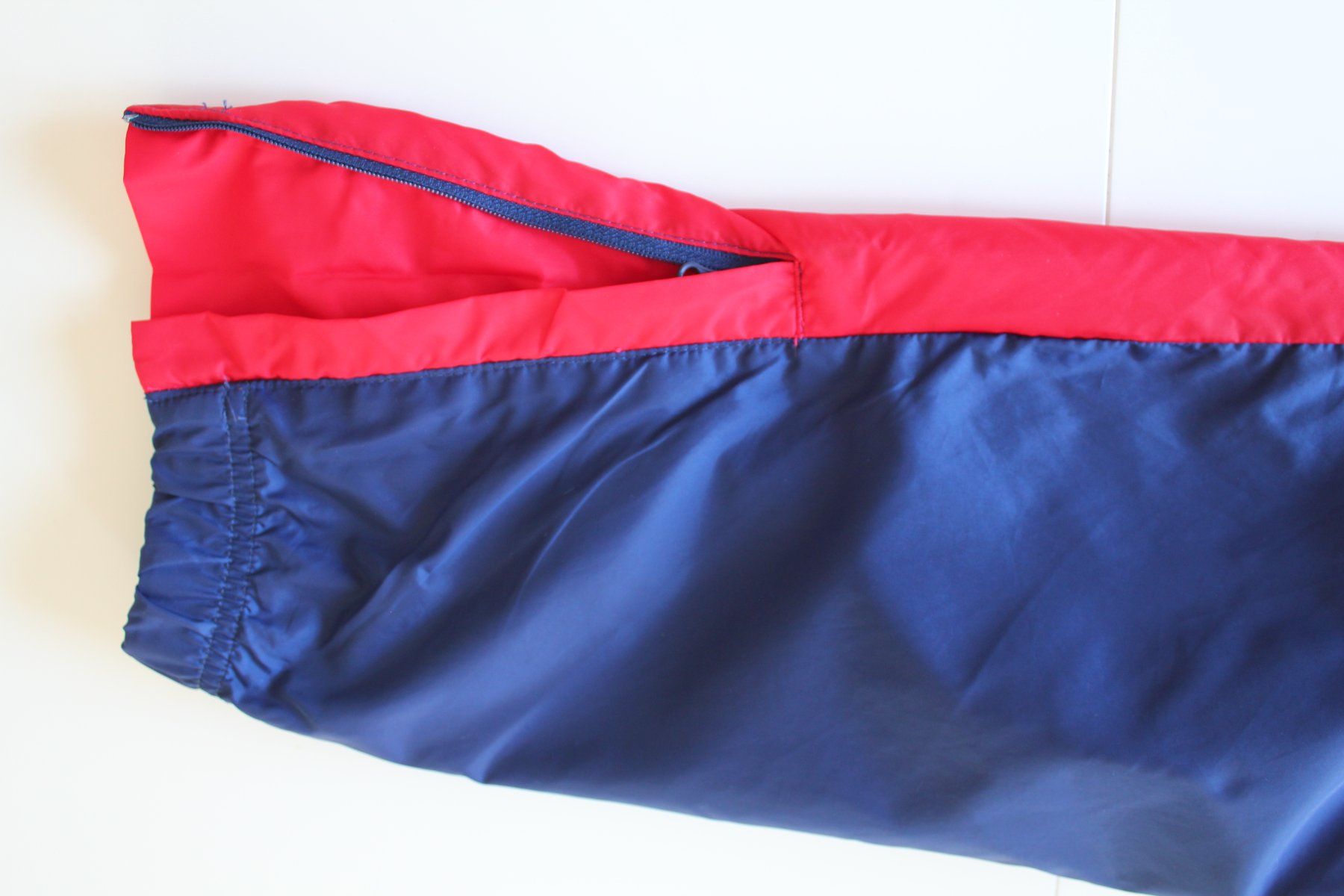 Nike Pantaloni: Pantalon de sport Nike t. M – Usato da Peseux venduto da Gilloss 6