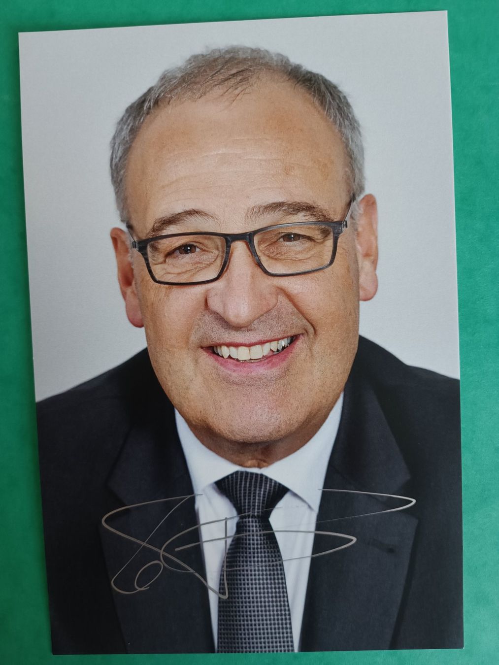 Autografi: Guy Parmelin - original Autogramm – Usato da Menziken venduto da Autogramme