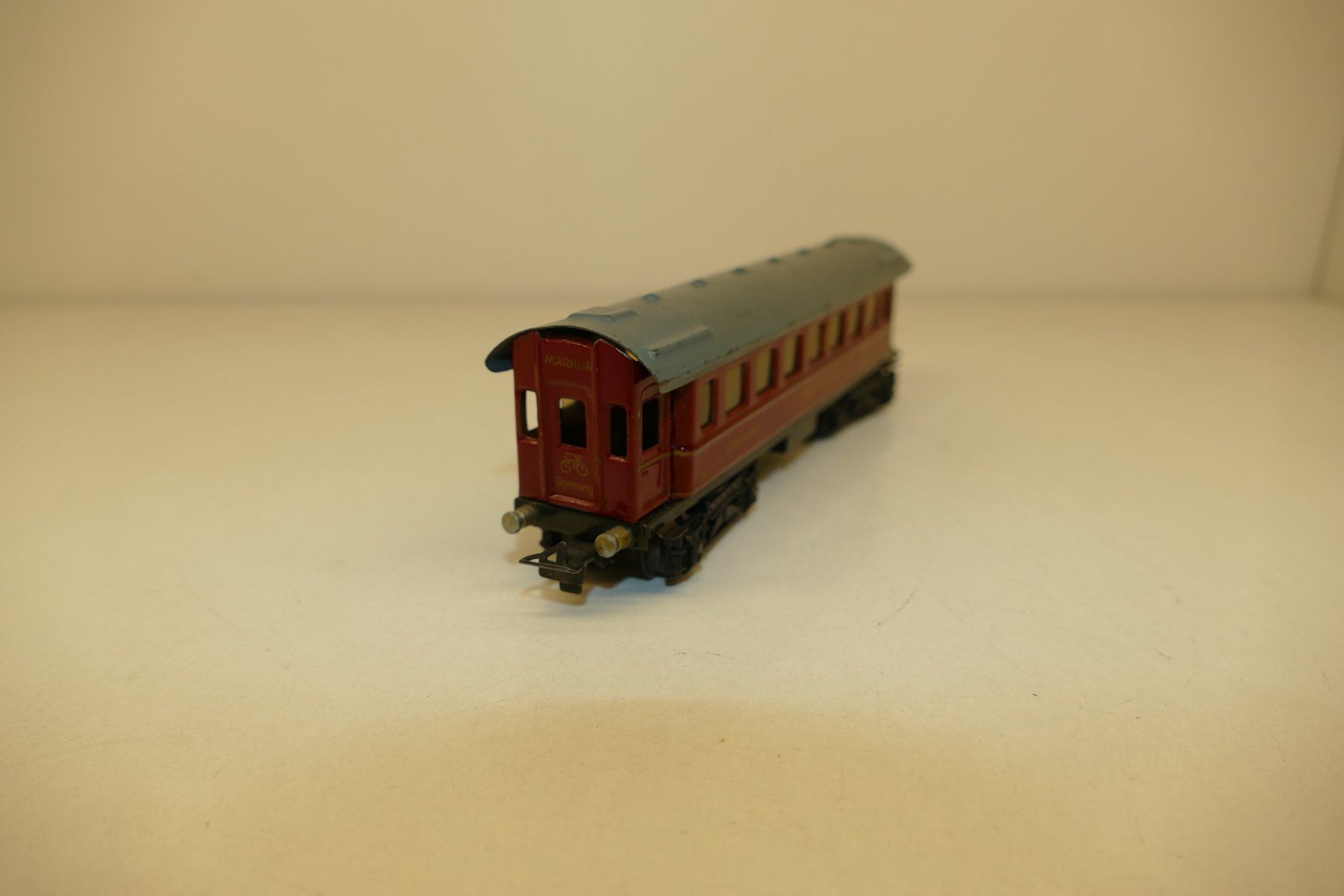 Märklin Trains électriques: Märklin H0: Mitropa Schlafwagen – D'occasion à Niederhasli par rail-duerst 3