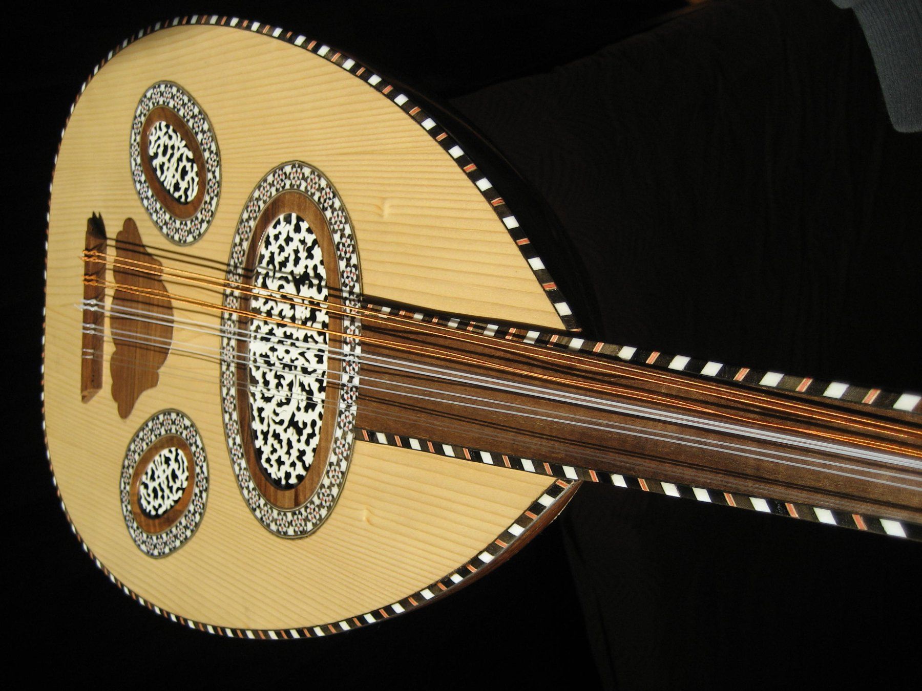 Musikinstrumente: OUD – Gebraucht aus Cadenazzo von Clarico 1