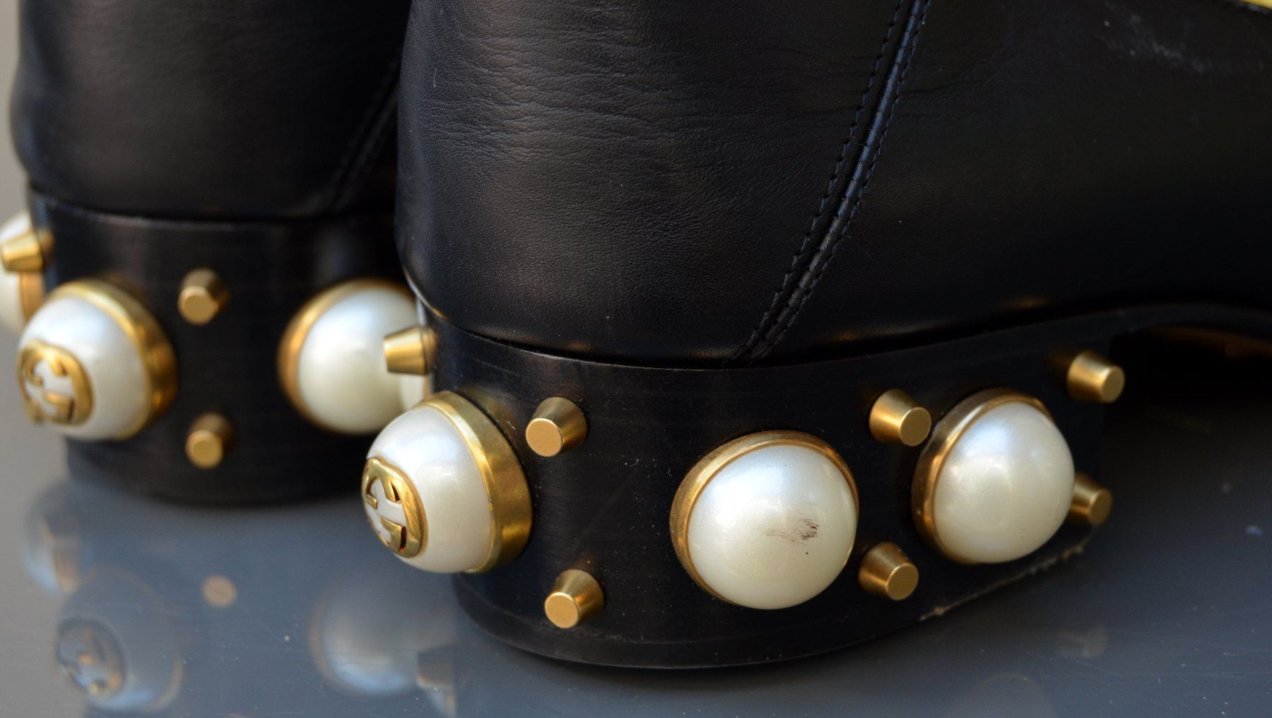 Gucci Damenschuhe: Gucci Mokassins / mocassins 37.5 – Gebraucht aus Collonges von Auganien 3