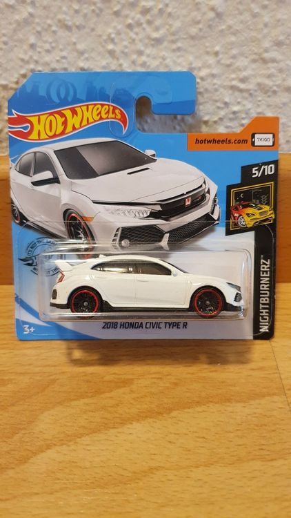 2026 Hot Wheels A Case 2018 Honda Civic Type R in White Chasing JS Lot Of 5