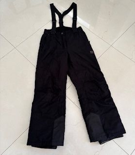 Pantaloni: schwarze Skihose von Celsius Gr. 152 – Usato da Giubiasco venduto da baamboo