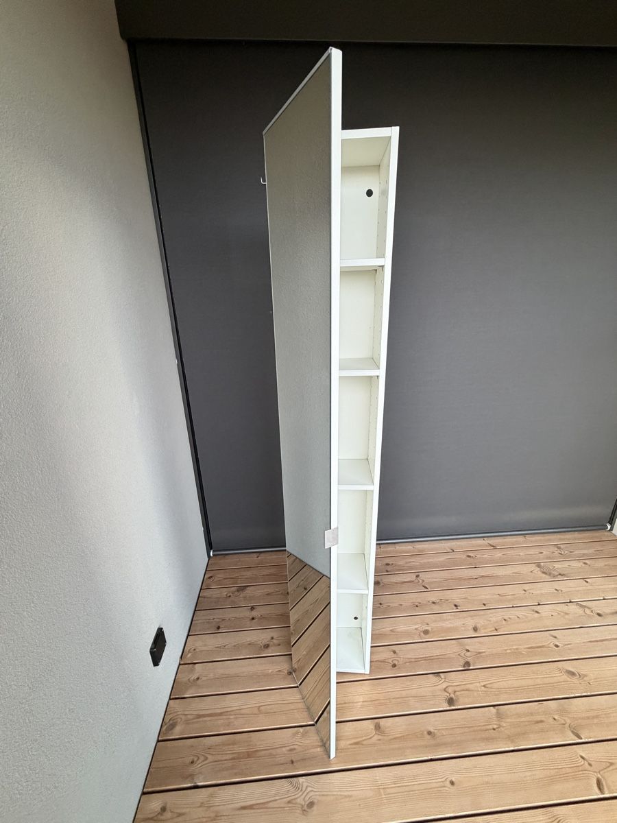 Armadietti a specchio: Ikea Spiegelschrank – Usato da Utzigen venduto da ram_2h2w 3