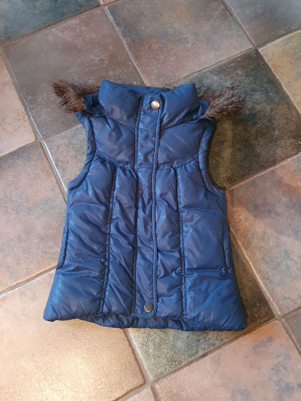 Sonstige Mädchenkleider: Gilet von INSIDE by Campus Gr. 134/140 – Gebraucht aus Staffelbach von anit77 5