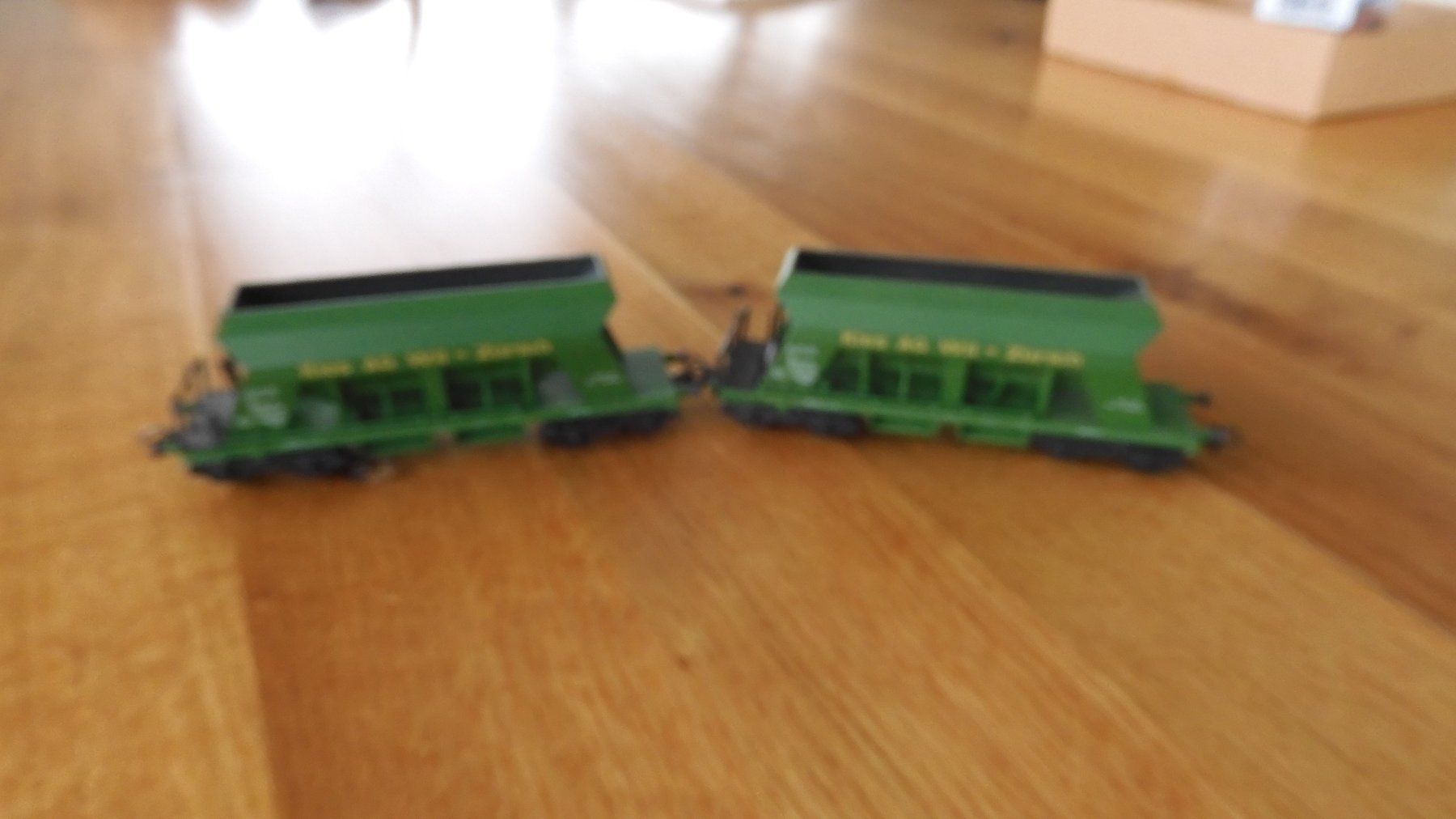 Märklin Modelleisenbahnen: Modelleisebahn Märklin 2.Kieswagen. – Gebraucht aus Inkwil von PeMat