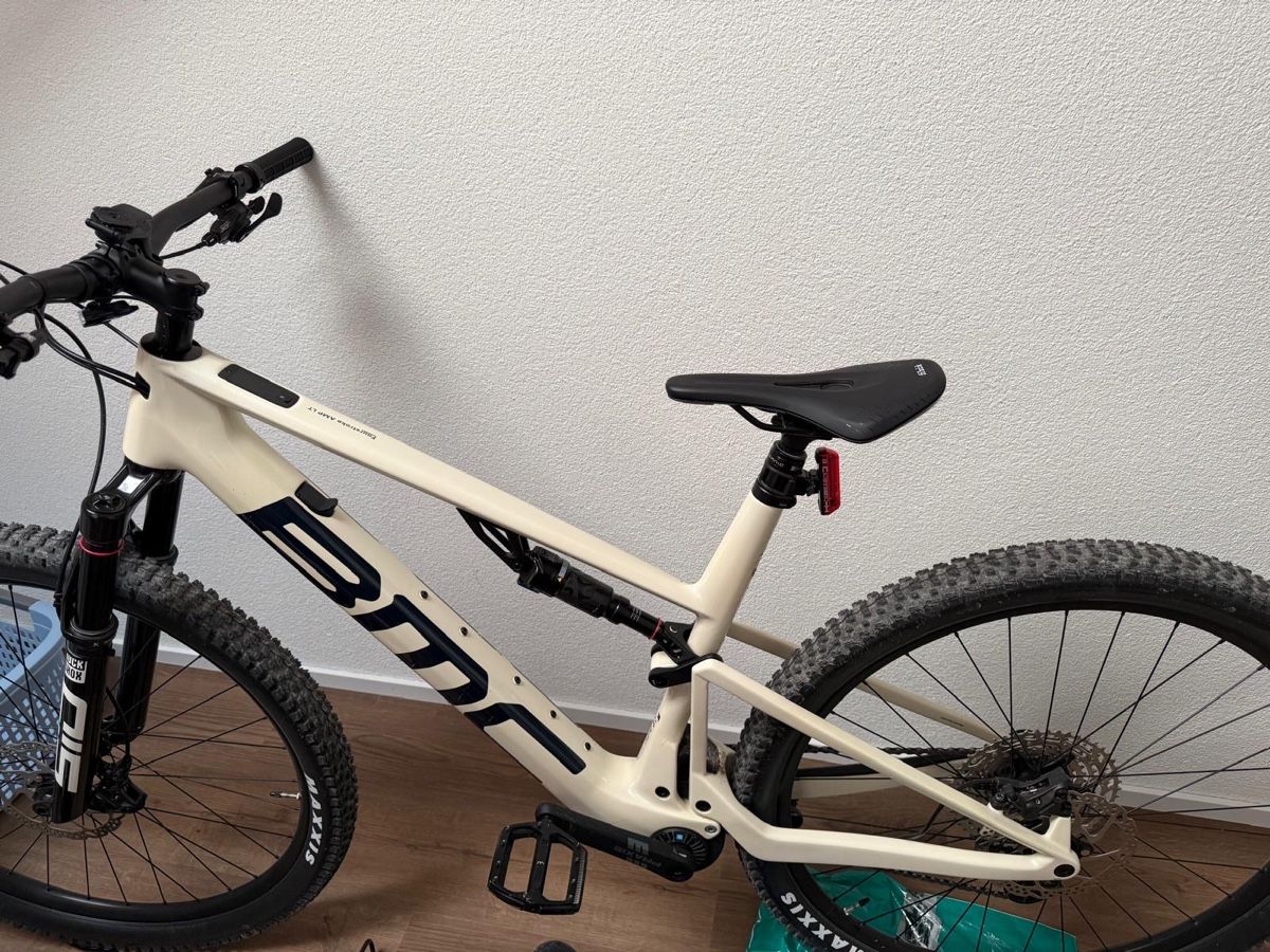 BMC Biciclette: BMC Fourstroke AMP LT – Nuovo (secondo la descrizione) da Koppigen venduto da len_7k96
