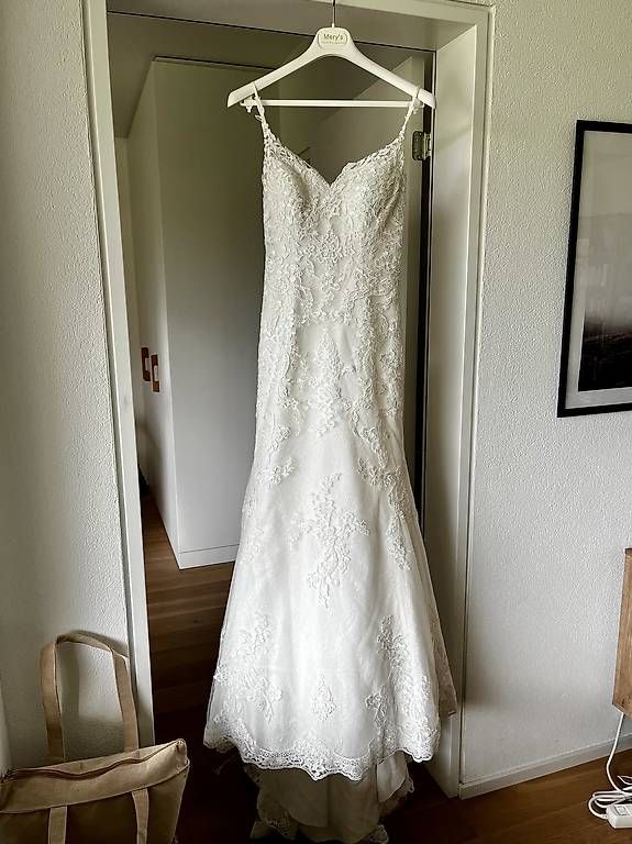 Kleider: Brautkleid Grösse 36 - Farbe Ivory – Gebraucht aus Bolligen von vieilleville 4