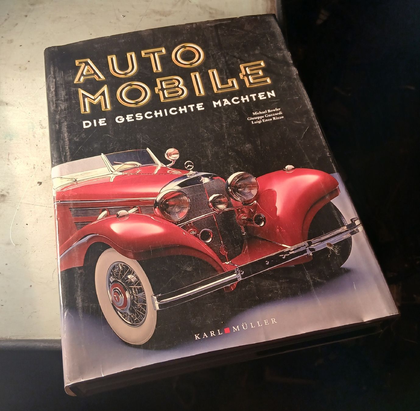 Libri: Livre automobile Auf Deutsch – Usato da la heutte venduto da Auto-stock
