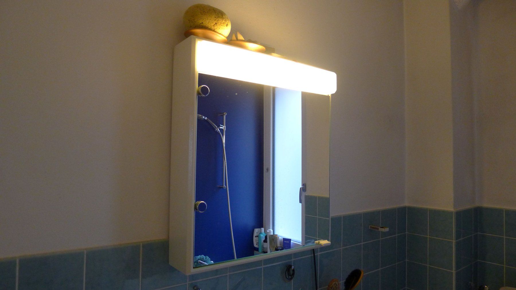 Armadietti a specchio: Älterer Spiegelschrank 60 cm – Usato da Winterthur venduto da cimido
