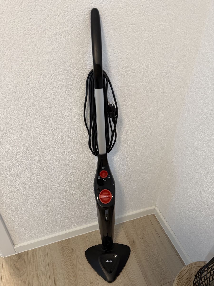 Vileda Dampfreiniger: Vileda Steam + Dampfreiniger  – Gebraucht aus Winterthur von els_9s6h