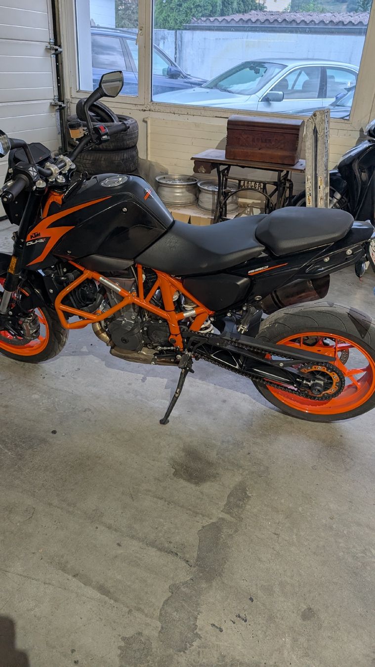 KTM Strasse: KTM Duke 690 R ABS – Gebraucht aus Grabs von videl28 5