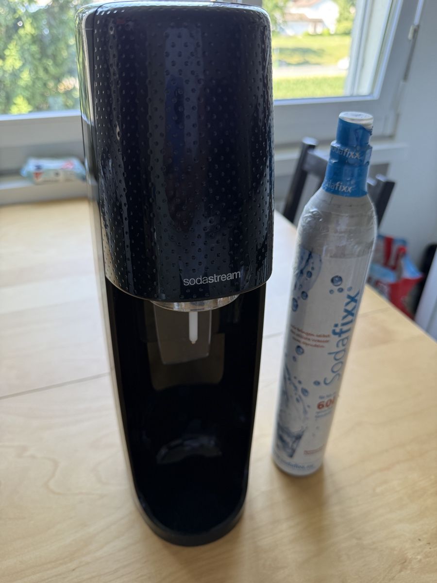 Sodastream Elettrodomestici da cucina: SodaStream Wassersprudler – Usato da Dübendorf venduto da Ilsaporedelviaggio 4