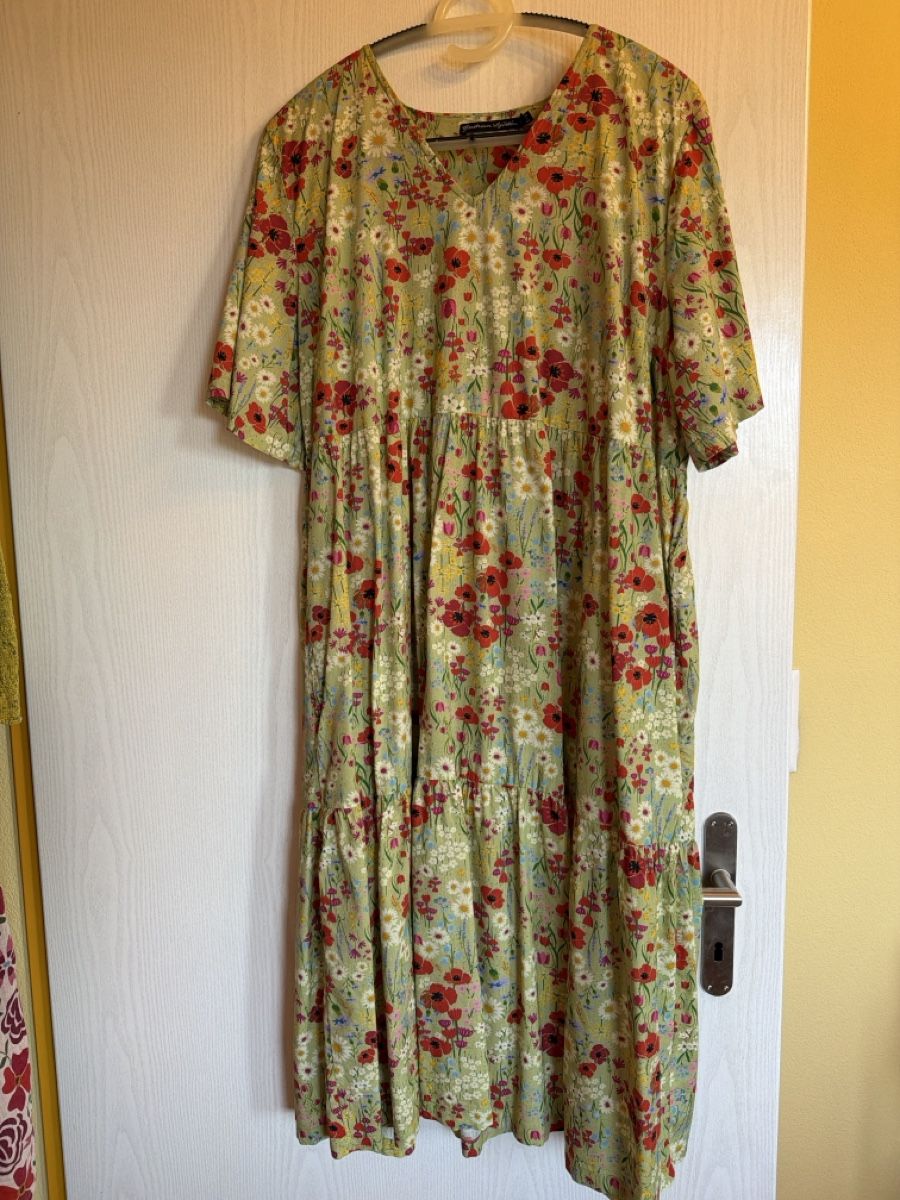 Vestiti: Kleid von Gudrun Sjöden L – Nuovo (secondo la descrizione) da Thierachern venduto da sfogliatelle