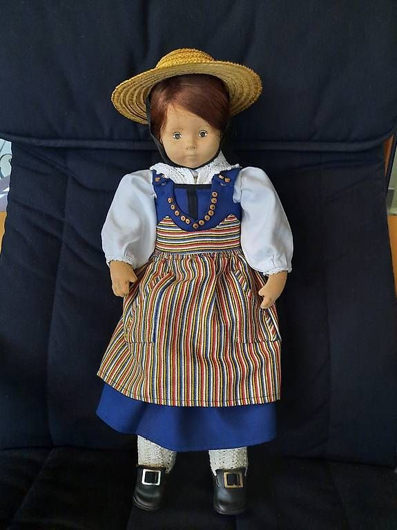 Bambole: Trachtenpuppe handgemacht – Usato da Oberkulm venduto da Rrene65 2