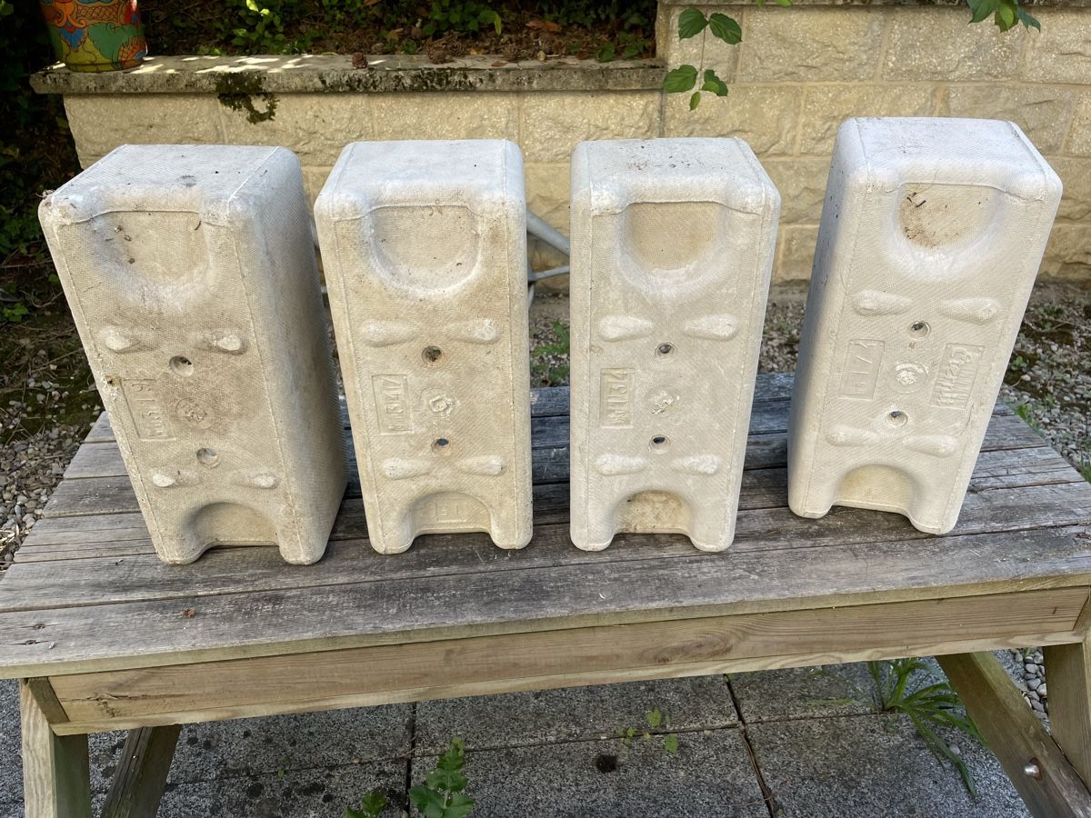 Eternit Vasi per fiori: 4 Jardinières Eternit – Usato da Vallamand venduto da Bricbracbroc82 2