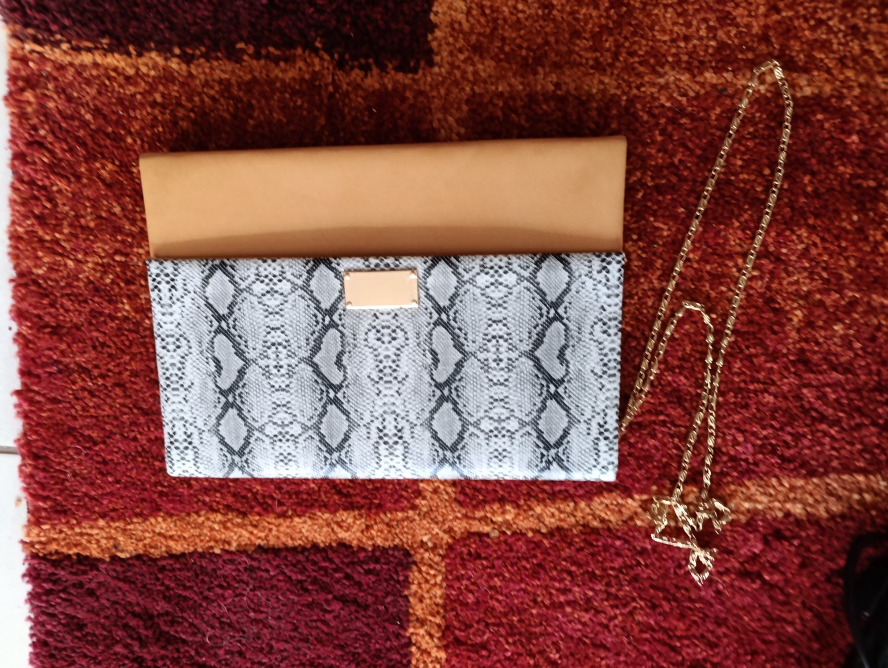 Sacs femmes: Petit sac à main – Neuf avec emballage d'origine à St-Cergue par Neviana
